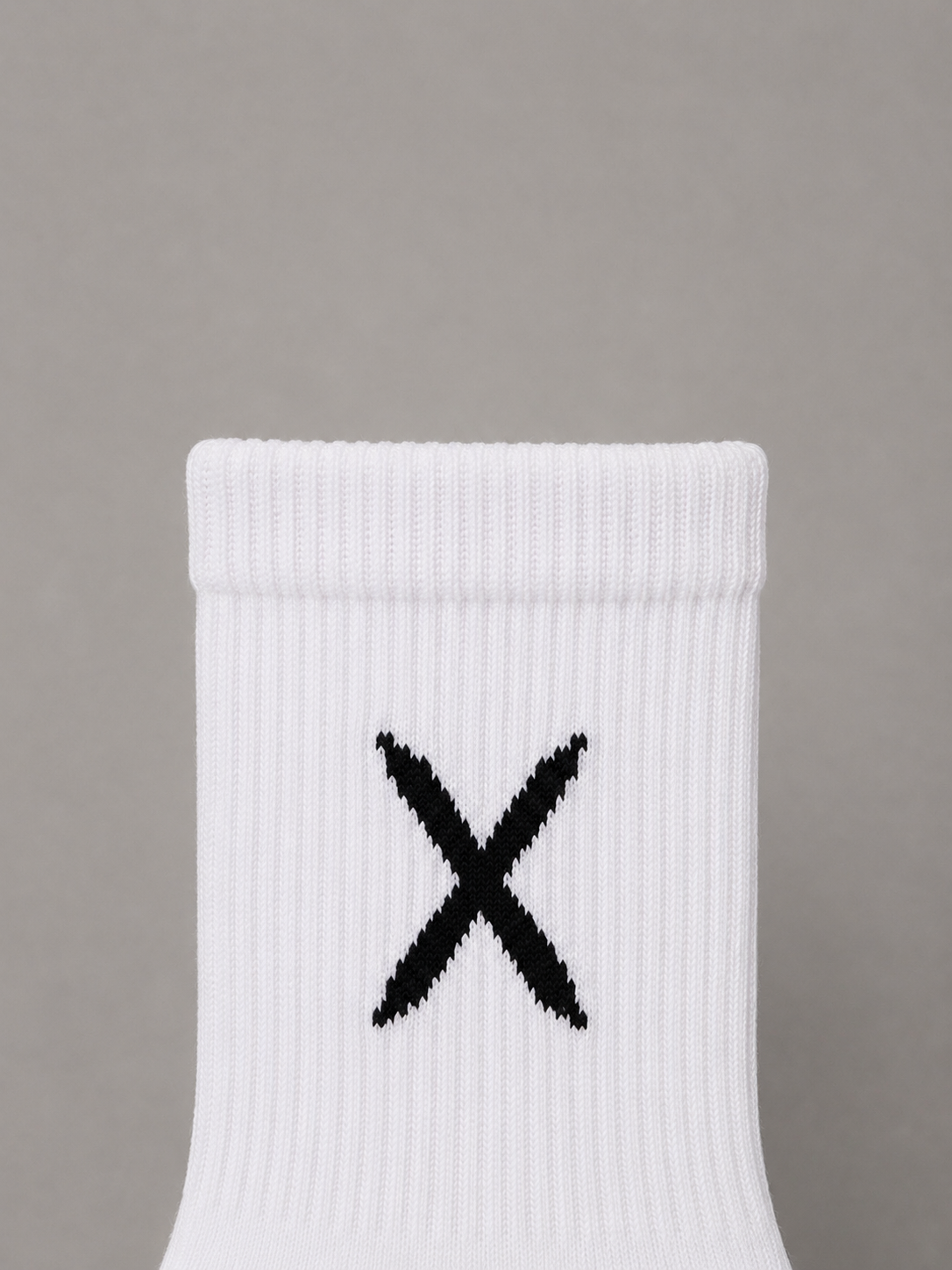 Oqto socks white
